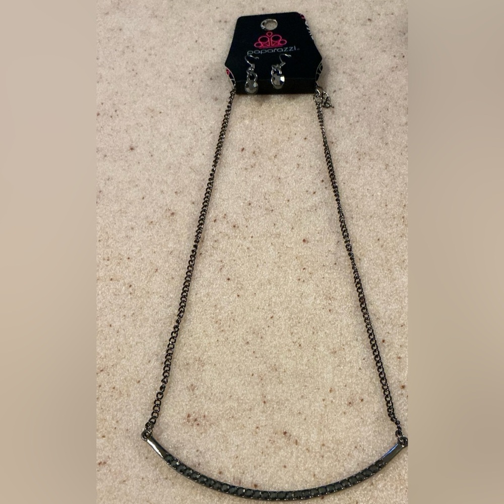 Paparazzi Silver and Black Necklace Set